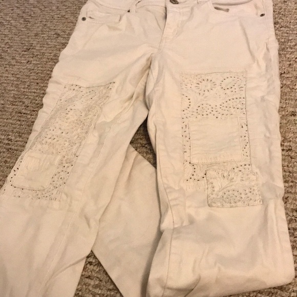 American Eagle White Patchwork Jeans - Picture 2 of 4